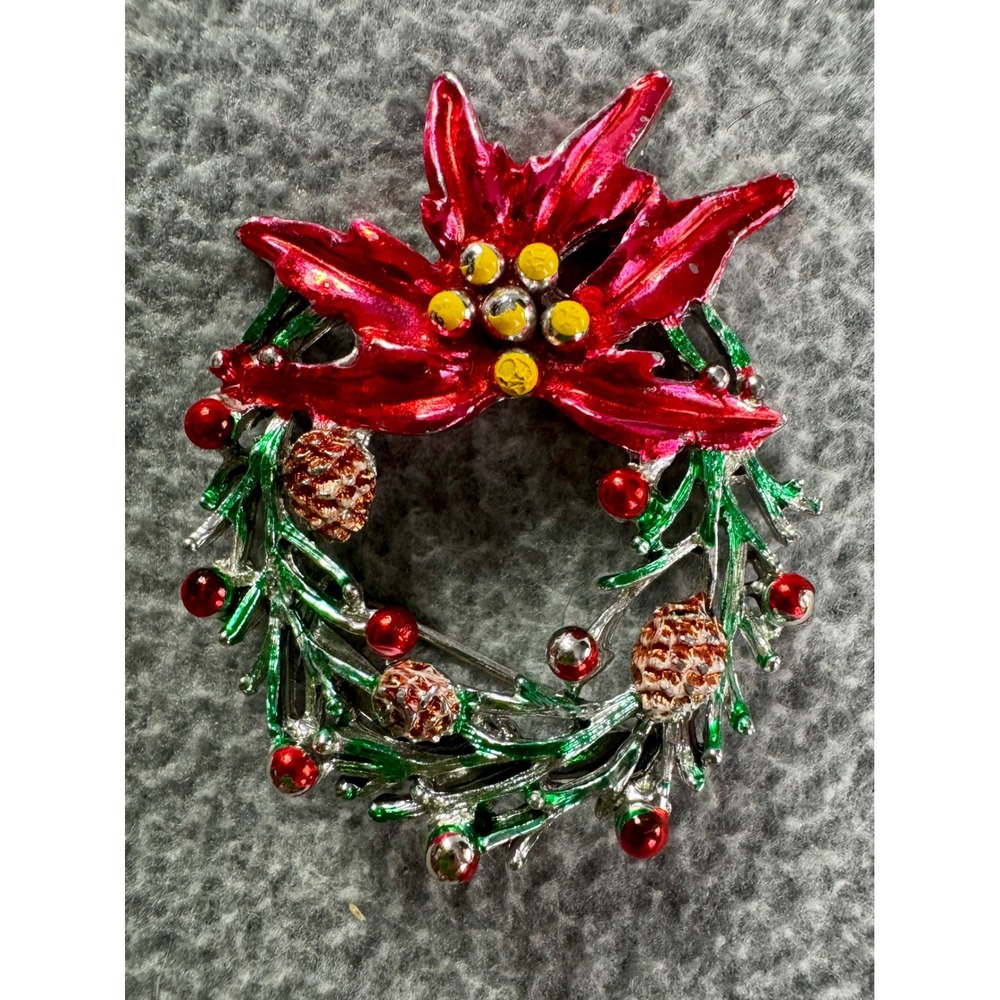 Vintage Christmas Wreath Brooch Red Poinsettia Enamel Holiday Pin Silver Tone